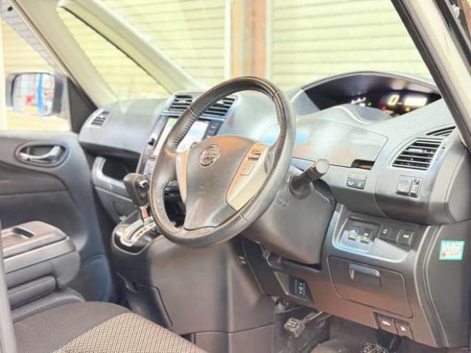 セレナ2.0 ハイウェイスター アドバンストセーフティ パッケージ 4WD　防錆塗装4WDTVナビBカメETC後席モニタ 2000