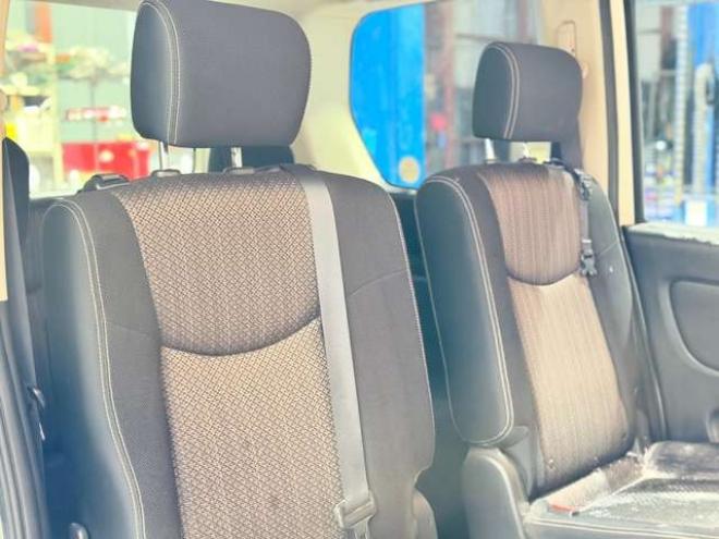 セレナ2.0 ハイウェイスター アドバンストセーフティ パッケージ 4WD　防錆塗装4WDTVナビBカメETC後席モニタ 2000