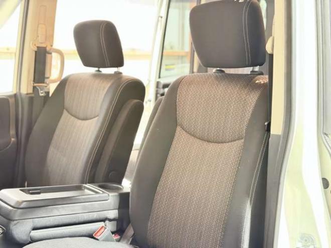 セレナ2.0 ハイウェイスター アドバンストセーフティ パッケージ 4WD　防錆塗装4WDTVナビBカメETC後席モニタ 2000