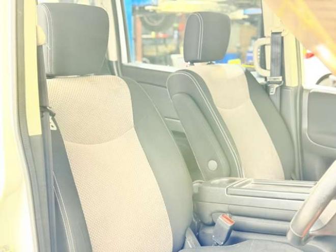 セレナ2.0 ライダー 4WD　防錆塗装4WDTVナビBカメETC 2000