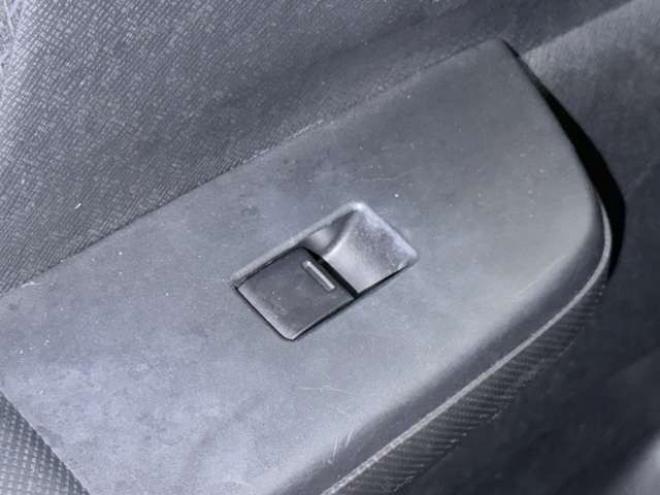 ステップワゴン2.0 スパーダ Z クールスピリット 4WD　防錆塗装4WDTVナビBカメETCエンスタ 2000