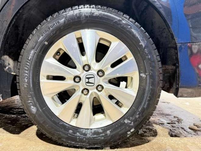 ステップワゴン2.0 スパーダ Z 4WD　防錆塗装4WDTVナビBカメETC後席モニタ 2000