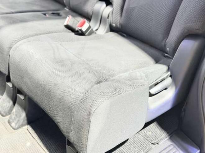 ステップワゴン2.0 スパーダ Z 4WD　防錆塗装4WDTVナビBカメETC後席モニタ 2000