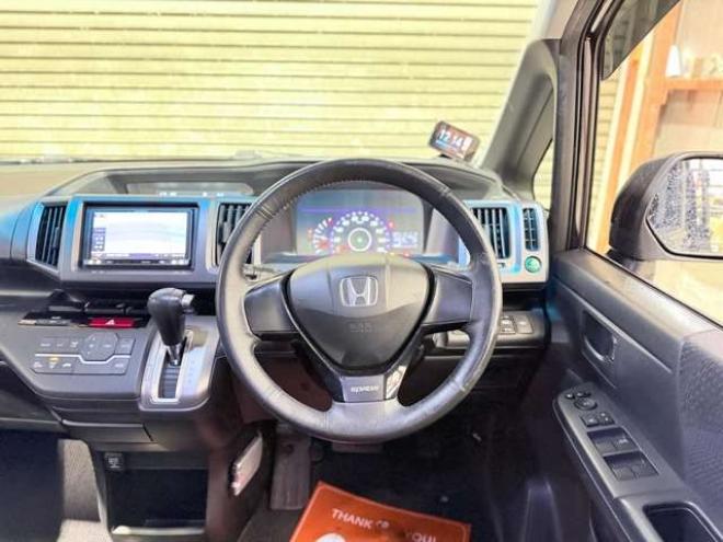 ステップワゴン2.0 スパーダ Z 4WD　防錆塗装4WDTVナビBカメETC後席モニタ 2000