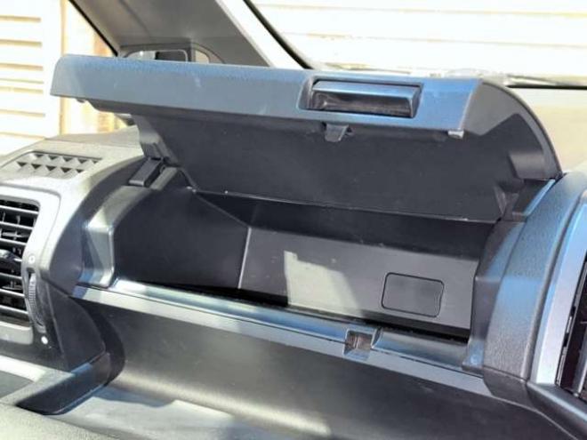 ステップワゴン2.0 スパーダ Z 4WD　防錆塗装4WDTVナビBカメETC後席モニタ 2000