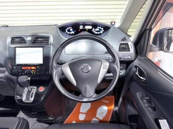 セレナ2.0 ハイウェイスター S-HYBRID　防錆塗装TVナビBカメ後席モニタETC 2WD 2000