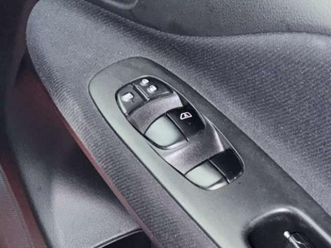 セレナ2.0 20X S-HYBRID　防錆塗装CDエンスタ 2WD 2000