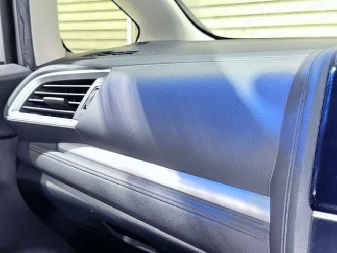 フィット1.5 ハイブリッド Fパッケージ 4WD　下廻防錆ナビETCエンスタ 1500