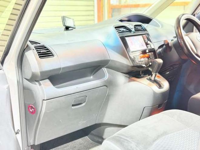 セレナ2.0 20X 4WD　防錆塗装4WDTVナビBカメETC 2000