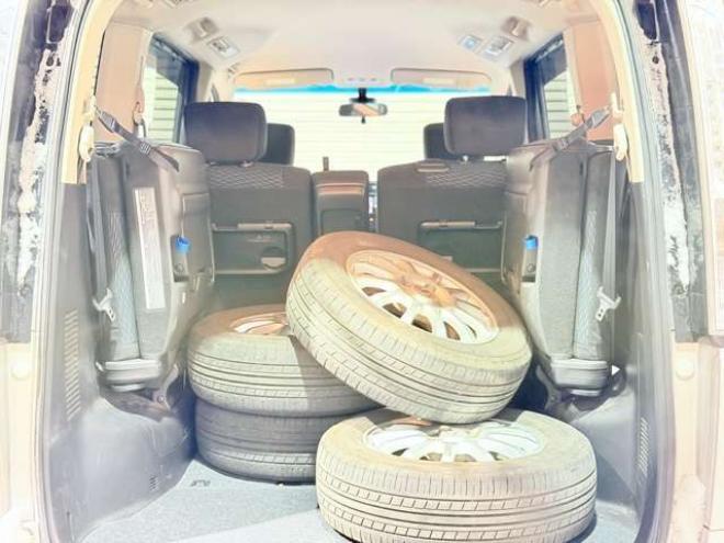 セレナ2.0 20X 4WD　防錆塗装4WDTVナビBカメETC 2000