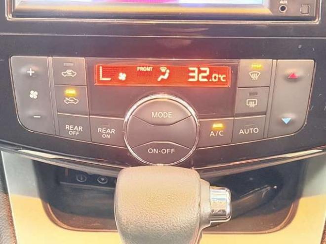 セレナ2.0 20X 4WD　防錆塗装4WDTVナビBカメETC 2000