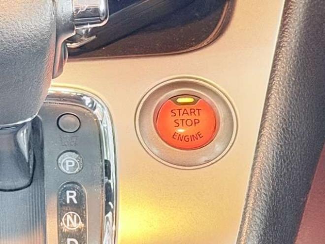 セレナ2.0 20X 4WD　防錆塗装4WDTVナビBカメETC 2000