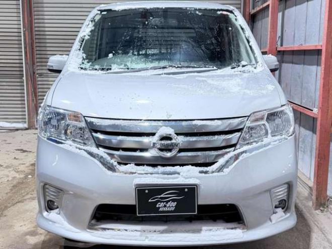 セレナ2.0 ハイウェイスター 4WD　防錆塗装4WDTVナビBカメ 2000