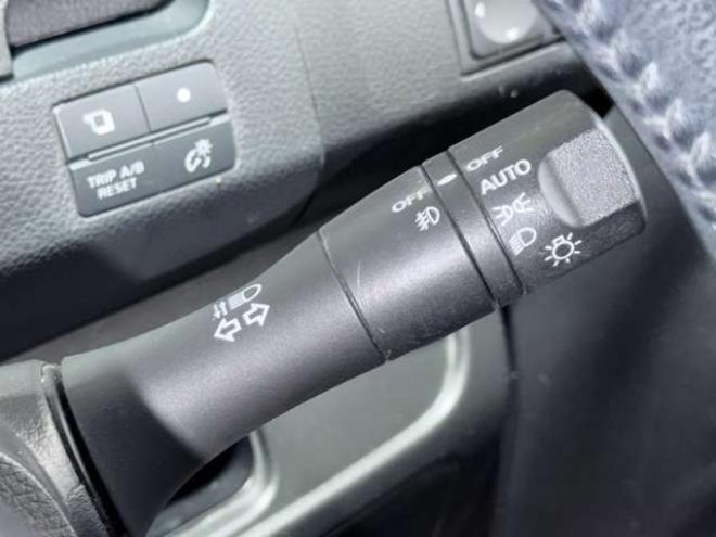 セレナ2.0 ハイウェイスター 4WD　防錆塗装4WDTVナビBカメ 2000