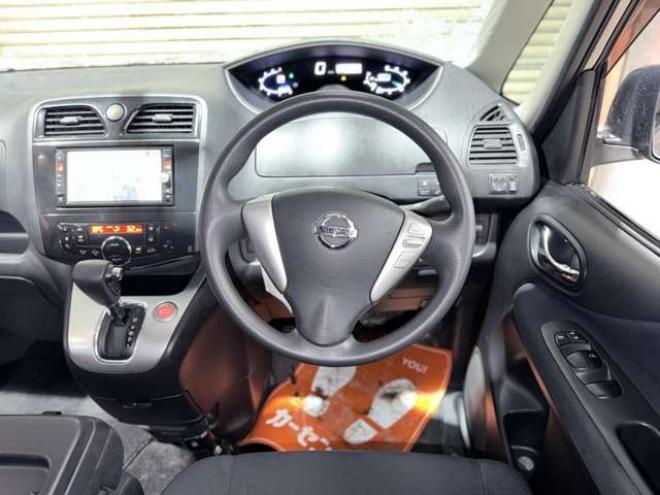 セレナ2.0 20X 4WD　防錆塗装4WDTVナビBカメドラレコ後席モニタ 2000