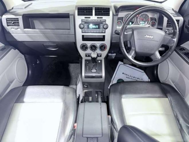 クライスラー・ジープパトリオット リミテッド 4WD　下廻防錆 正規輸入車 2400