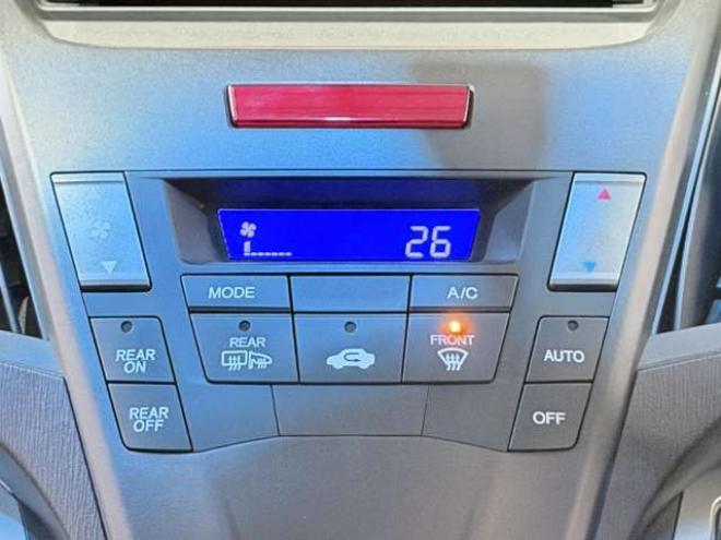 オデッセイ2.4 M 4WD　防錆塗装TVナビBカメETC 2400