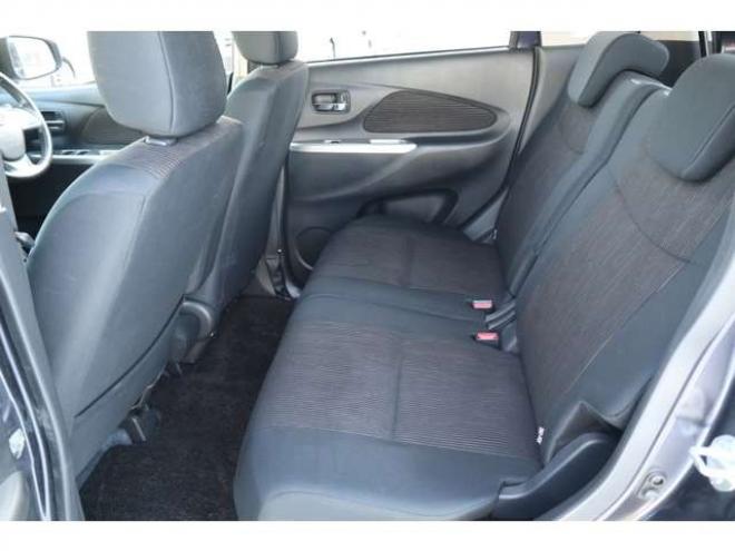 デイズX 4WD　ナビ・TV・バックカメラ・アイドリングストップ・R9/9月・走行すくない1.6万キロ 660