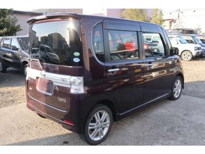 タントカスタム RS 4WD　アイドリングストップ・ナビ・TV・左パワースライドドア・ターボ・Tチェーン式 660