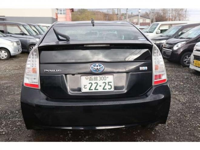 プリウス1.8 S　ナビ・TV・車検R9/6月 2WD 1800