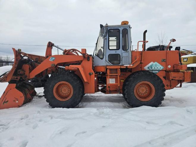 ホイールローダLX100-2C　マルチプラウ＆バケット　旭川ヤード