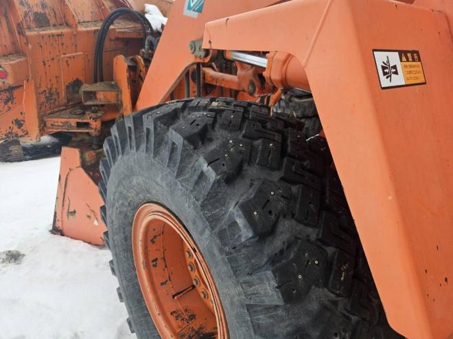 ホイールローダLX100-2C　マルチプラウ＆バケット　旭川ヤード