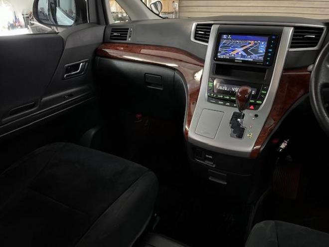 ヴェルファイア本州仕入　禁煙車　両側パワースライドドア　社外１８インチブラポリＡＷ　社外１７ＡＷ＋スタッドレスタイヤ付　ＫＥＮＷＯＯＤナビ　フルセグ地デジ　ＤＶＤ再生　Ｂｌｕｅｔｏｏｔｈオーディオ　バックカメラ 4WD 2400 5Dr