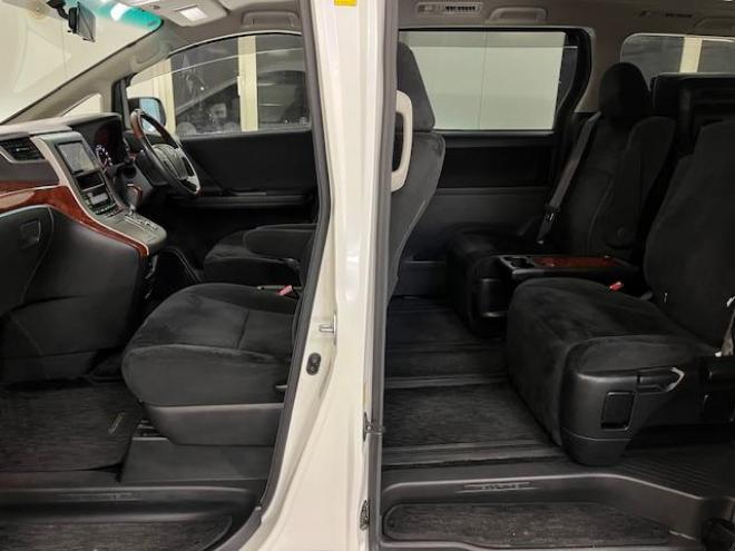 ヴェルファイア本州仕入　禁煙車　両側パワースライドドア　社外１８インチブラポリＡＷ　社外１７ＡＷ＋スタッドレスタイヤ付　ＫＥＮＷＯＯＤナビ　フルセグ地デジ　ＤＶＤ再生　Ｂｌｕｅｔｏｏｔｈオーディオ　バックカメラ 4WD 2400 5Dr