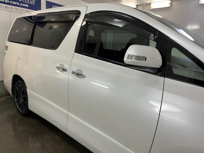 ヴェルファイア本州仕入　禁煙車　両側パワースライドドア　社外１８インチブラポリＡＷ　社外１７ＡＷ＋スタッドレスタイヤ付　ＫＥＮＷＯＯＤナビ　フルセグ地デジ　ＤＶＤ再生　Ｂｌｕｅｔｏｏｔｈオーディオ　バックカメラ 4WD 2400 5Dr