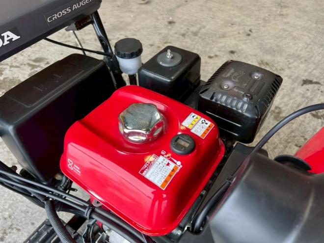 除雪機ホンダ　HSS760n（JX）クロスオーガー