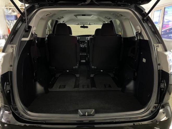 エスティマワンオーナー　寒冷地仕様　禁煙車　両側パワースライドドア　パワーバックドア　純正１８インチＡＷ　純正１６ＡＷ＋スタッドレスタイヤ　純正ナビ　フルセグ地デジ　ＤＶＤ再生　Ｂｌｕｅｔｏｏｔｈ　バックカメラ 4WD 2400 5Dr