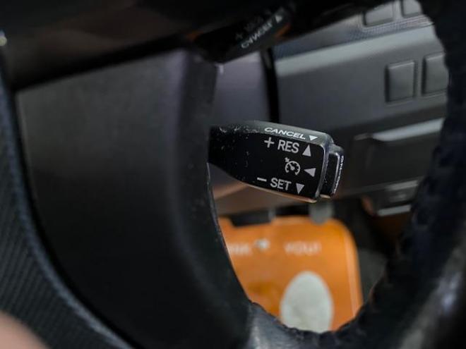 エスティマワンオーナー　寒冷地仕様　禁煙車　両側パワースライドドア　パワーバックドア　純正１８インチＡＷ　純正１６ＡＷ＋スタッドレスタイヤ　純正ナビ　フルセグ地デジ　ＤＶＤ再生　Ｂｌｕｅｔｏｏｔｈ　バックカメラ 4WD 2400 5Dr