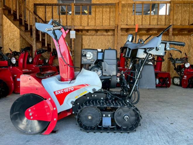 除雪機WADO　SXC1070H！オーガ上下電動油圧式！左右旋回レバー！電動シューター