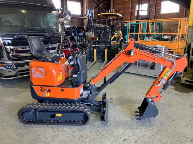 バックホー日立　未使用　ミニユンボ　ZX8U-2　建機