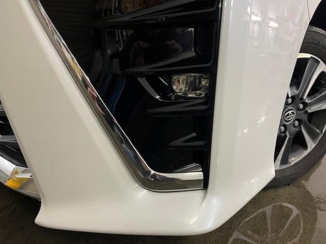 ヴォクシー本州仕入　ワンオーナー　アルパインリアモニター　ストラーダナビ　フルセグ地デジ　ＤＶＤ再生　Ｂｌｕｅｔｏｏｔｈオーディオ　バックカメラ　純正エンジンスターター　純正ＬＥＤヘッドライト　純正ＥＴＣ 4WD 2000 5Dr