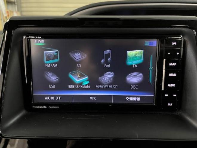 ヴォクシー本州仕入　ワンオーナー　アルパインリアモニター　ストラーダナビ　フルセグ地デジ　ＤＶＤ再生　Ｂｌｕｅｔｏｏｔｈオーディオ　バックカメラ　純正エンジンスターター　純正ＬＥＤヘッドライト　純正ＥＴＣ 4WD 2000 5Dr