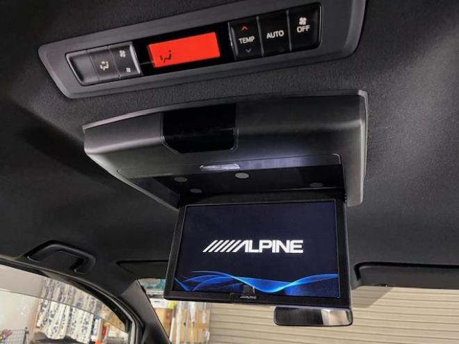 ヴォクシー本州仕入　ワンオーナー　アルパインリアモニター　ストラーダナビ　フルセグ地デジ　ＤＶＤ再生　Ｂｌｕｅｔｏｏｔｈオーディオ　バックカメラ　純正エンジンスターター　純正ＬＥＤヘッドライト　純正ＥＴＣ 4WD 2000 5Dr