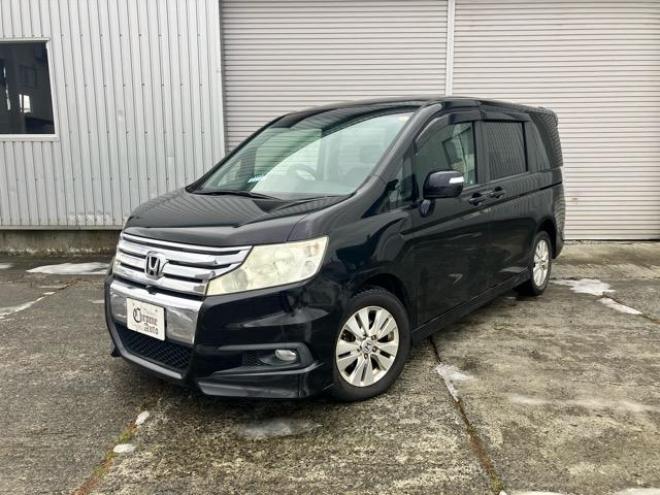 ステップワゴンスパーダ　Z 4WD 2000 5Dr