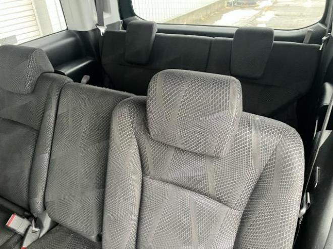 ステップワゴンスパーダ　Z 4WD 2000 5Dr