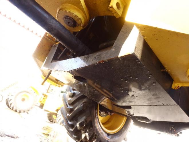 ホイールローダヤンマー V4-7  バケット容量0.5m3