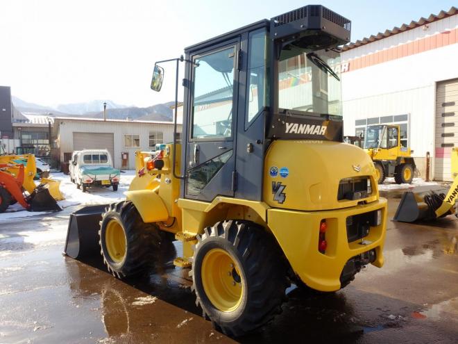 ホイールローダヤンマー V4-7  バケット容量0.5m3