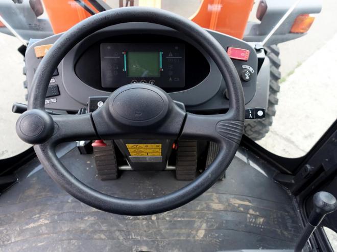 ホイールローダ日立 ZW40-5B  バケット容量0.5m3