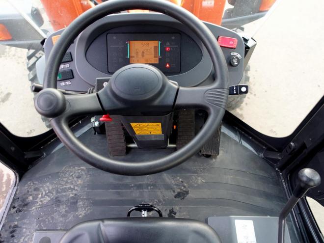 ホイールローダ日立 ZW50-5B  バケット容量0.6m3