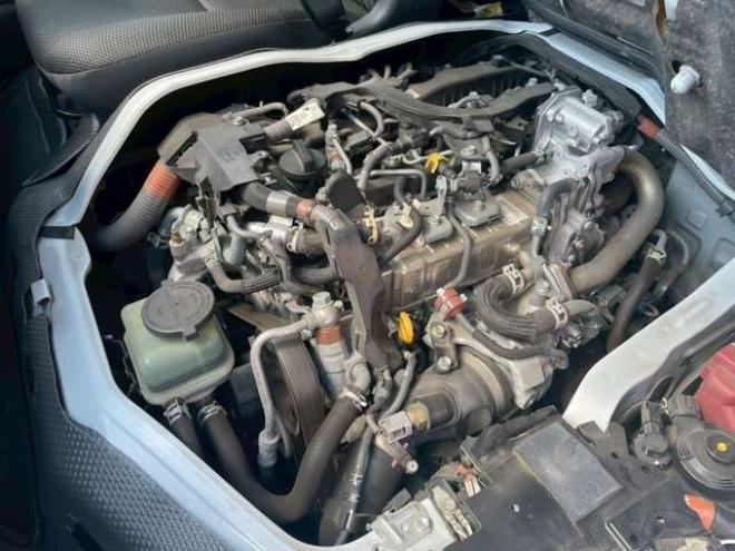 ハイエースバン2.8 中温冷凍バン ロング ディーゼルターボ 4WD　 2800