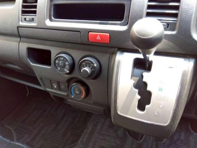 ハイエースバン3.0 ウェルキャブ Cタイプ ロング ディーゼルターボ 4WD　(レジアスエース) 福祉車両 3000