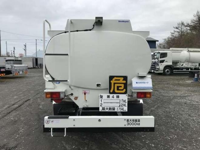 デュトロタンクローリー　2DG-XZU685 新明和工業　 4WD 4000