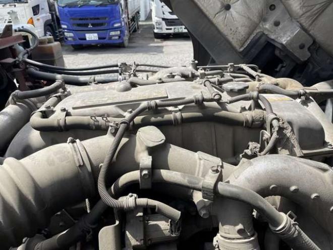 ギガ深ダンプ　LKG-CYZ77AM 新明和工業　 2WD 9830