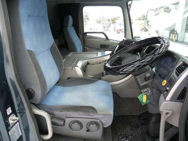 クオンチップ運搬車　ADG-CD4ZA　クオン　 2WD 13070