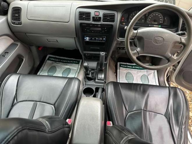 ハイラックスサーフ3.0 SSR-X ディーゼルターボ 4WD　サンルーフ　リフトアップ　ETC　パワステ　パワーウィンドウ　社外アルミ　ABS　キーレス　CDオーディオ 3000