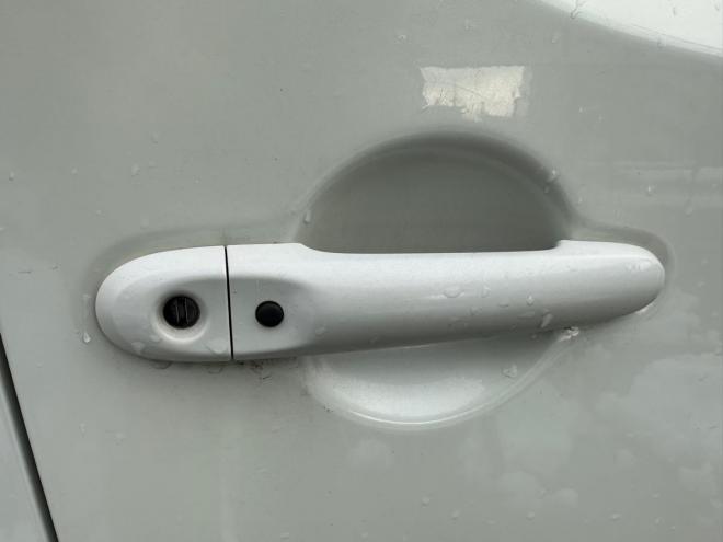 キューブ 4WD 1500 5Dr